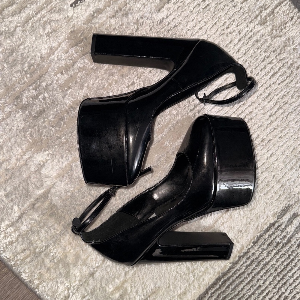 Steve Madden platform size 7.5